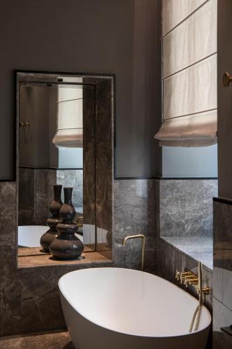 ローマ Umilta 36 5つ星 ホテル 施設