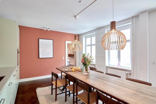 220SQM Designer Apt - Copenhagen City Center - Private Balcony, Kopenhagen (Foto 8)