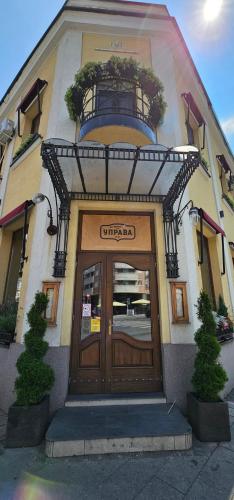 ห้องอาหาร, Villa 1927 in ซเวซดารา