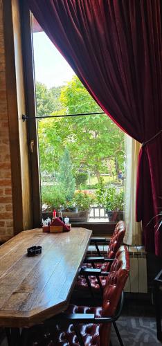 บริการและสิ่งอำนวยความสะดวก, Villa 1927 in ซเวซดารา