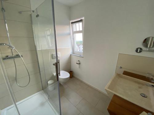 Bathroom, Apartments im Chateau d'Esprit in Hohr-Grenzhausen