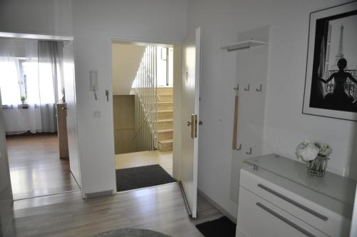 Kurstadt Apartment 2ZKB Balkon PKW Stlp-Self-Check-in