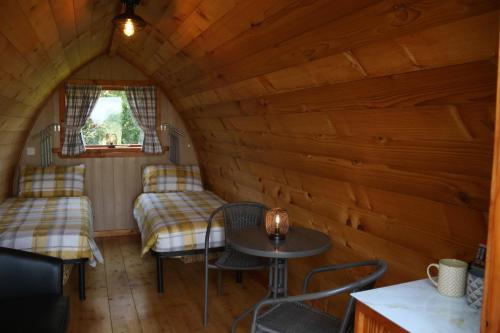 Knapp Farm Glamping Puki Pod in 比明斯特