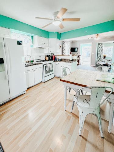 Buitenkant, Explorers Cottage at Rye Beach in Huron