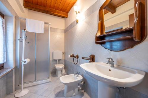 Agriturismo Cantine Bevione - Family Apartments - 샤워실