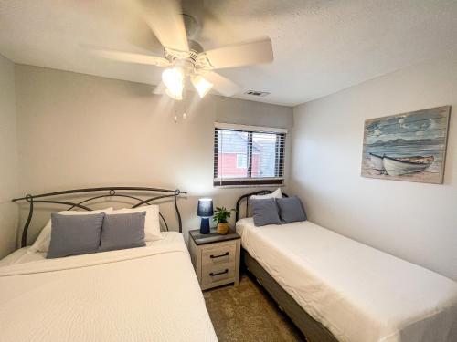 Side-by-Side Family Apartments - Sleeps 15 Total Side-by-Side Family Apartments - Sleeps 15 Total