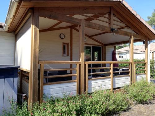 Chalet dans parc résidentiel avec piscine