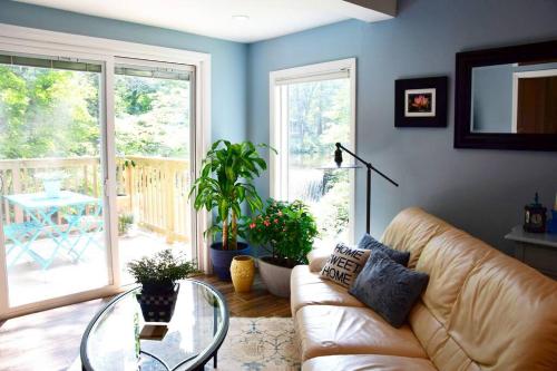 Luxury Cottage at Millpond Falls in Warwick (NY)