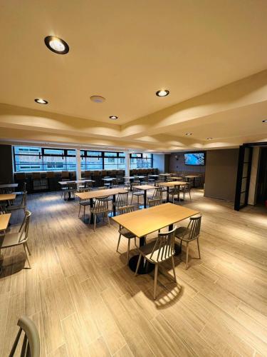 Restaurante, M383 Hotel Bariloche in San Carlos de Bariloche