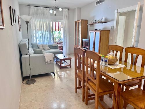 Apartamento Playa Calahonda El Farillo con terraza