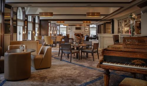 Hilton Glasgow Grosvenor Hotel - image 3