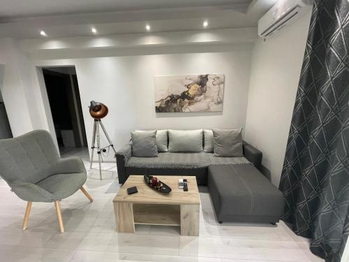  Niki's apartment in Volos