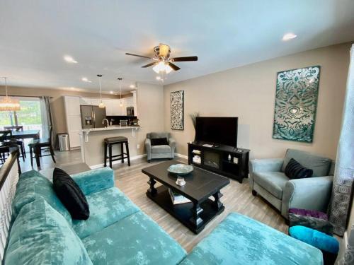 Saratoga Stunning Family Retreat 4BDR 2BTH in Saratoga Springs, USA