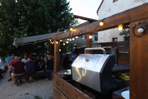 Bike Bistro a penzion U Všech andělů (Bike Bistro a penzion U Vsech andelu) in Nove Mesto pod Smrkem