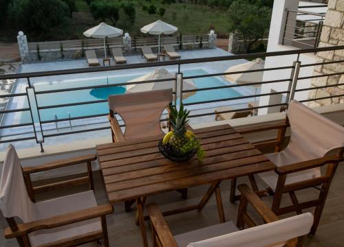 Michelangelo suites and apartments in Ammoudia