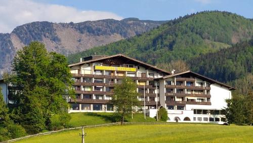 Markus Apartment in สโตรเบลล์