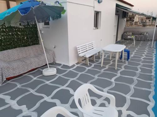Θέρετρο Γαλάζιου Ουρανού, Athens