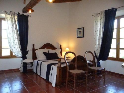 L'Oratori : chambre La Gabarre chambre d'hôte Floressas