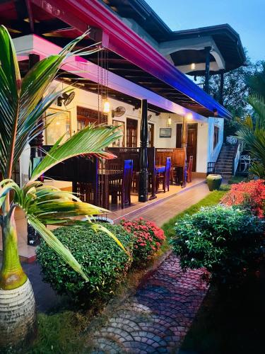 Montana Rest Apartments in Anuradhapura