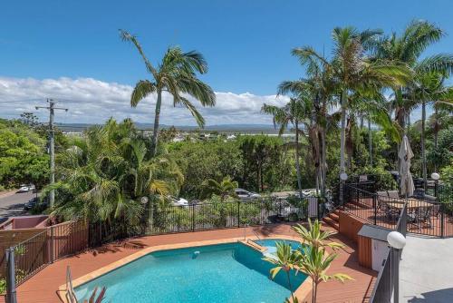 3BH Stunning Views Heart Of Noosa photo 1