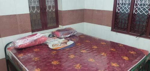 . Hallima Service Apartments Non Ac Homestay low Budget