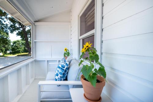 478380329 Marina Bay Cottages