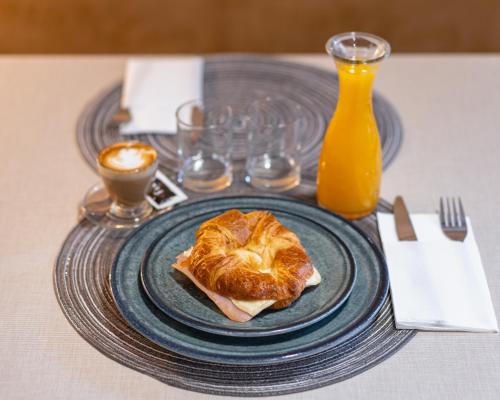 Hotel Queens - Adults Only By Mc - image 3