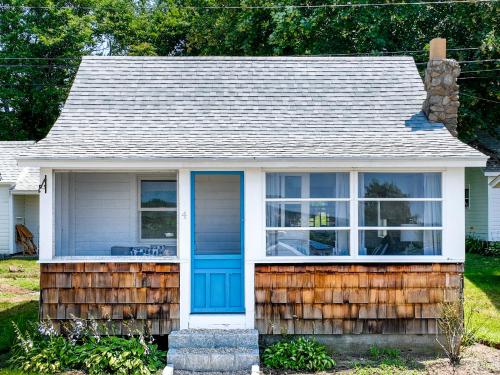 478381922 Marina Bay Cottages