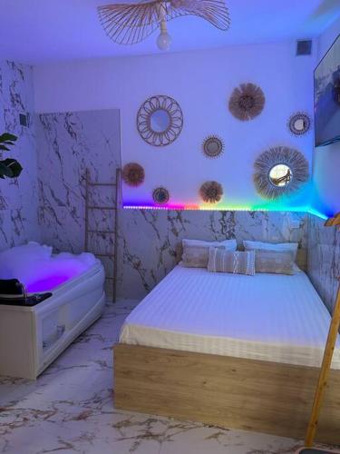 La whiteroom Magnifique suite avec jacuzzi - Location saisonnière - Perpignan