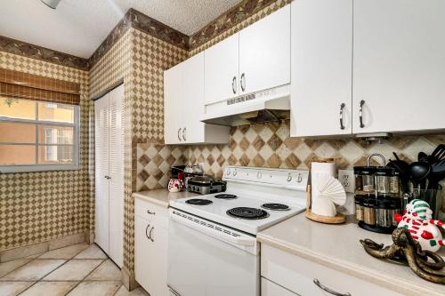 Wonderful 3 Bedroom Condo in the Heart of Aventura in Aventura, USA