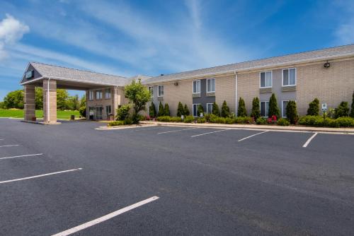 Quality Inn Aurora - Naperville Area