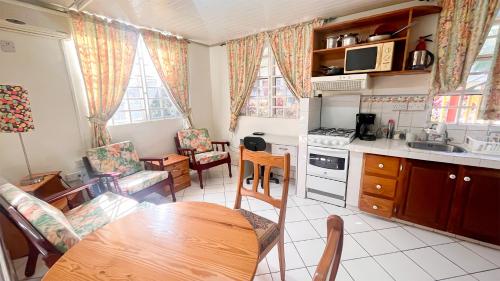Coco Mango Suites in Portsmouth