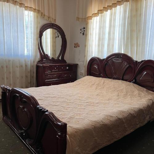 Ajloun Rest House in อัญลูน