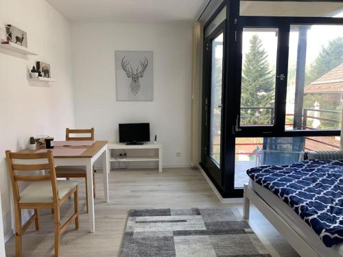 B&B Bad Wildbad - Kleines Einzimmer-Apartment 23 - Bed and Breakfast Bad Wildbad