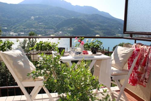  Serenity Escapes - Caldonazzo Lake in Tenna