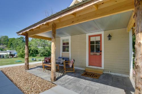 The Reubling House - Modern-Rustic Cabin!