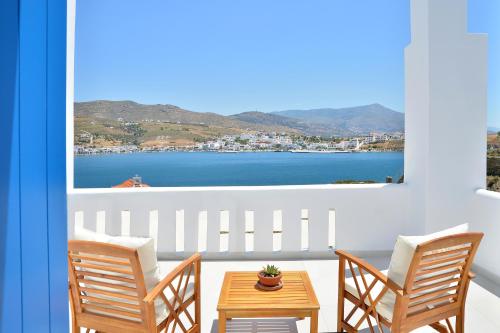 Villa & Studio Hydroussa Sea View gîte à louer Gávrion