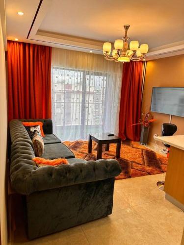 Enzi Heights Apartments - Cozy 1 bedroom near Eka Hotel, Pool, Gym, Lift