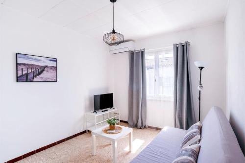 Bright apartment for a pleasant stay in Hyères