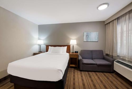 Best Western Woodbury Inn - image 11
