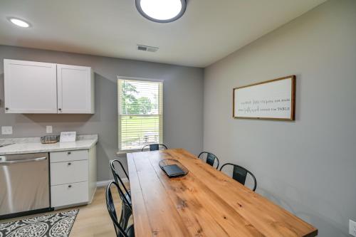 Serene Dry Ridge Vacation Rental with Nearby Fishing in Dry Ridge, USA