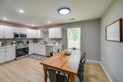 Serene Dry Ridge Vacation Rental with Nearby Fishing in Dry Ridge, USA