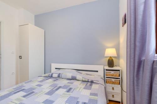 Apartments with a parking space Mali Losinj (Losinj) - 7879 - image 13