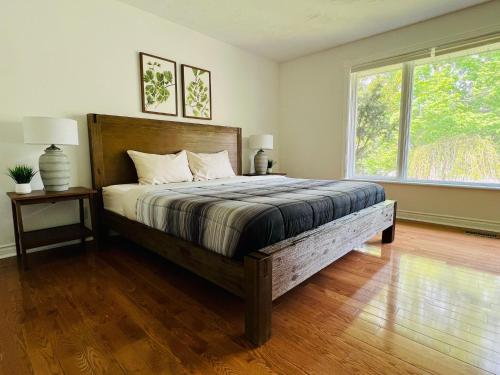 Letitia Heights !G Stylish and Spacious Private Bedroom with Shared Bathroom