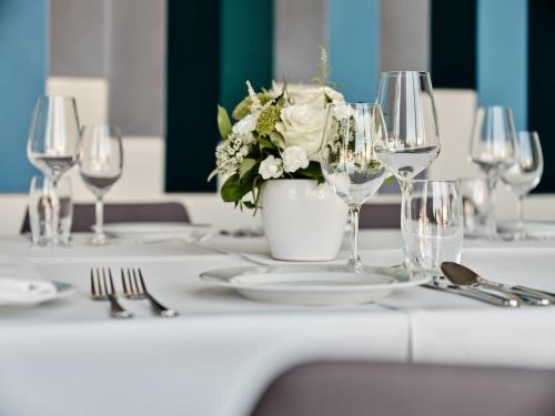 478461278 Holiday Inn Gdansk - City Centre by IHG