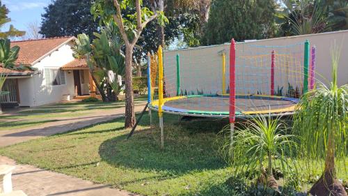 4 bedrooms, 14 beds