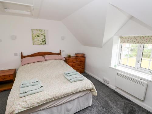 No. 2 New Cottages Pembroke - image 8