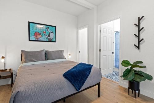 Comfy Studio Apartment in Tampa with Parking