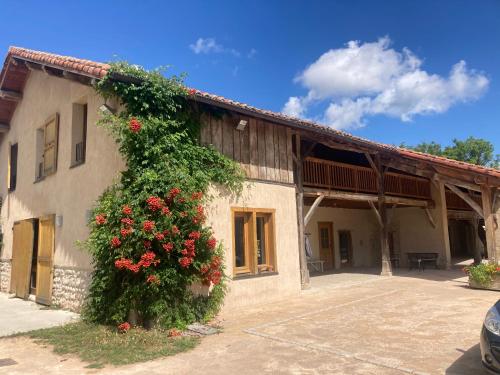 B&B Pérouges - Les Gîtes de la Ferme de Pérouges - Bed and Breakfast Pérouges