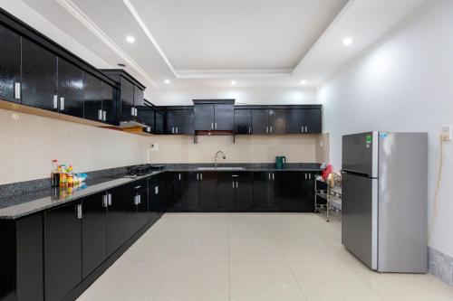mina apartment1